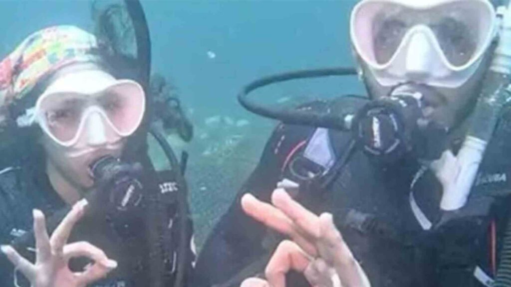 Couple tied knot underwater