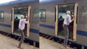 Elderly Man Attempts to Stop Automated Doors of Mumbai AC Local | WATCH