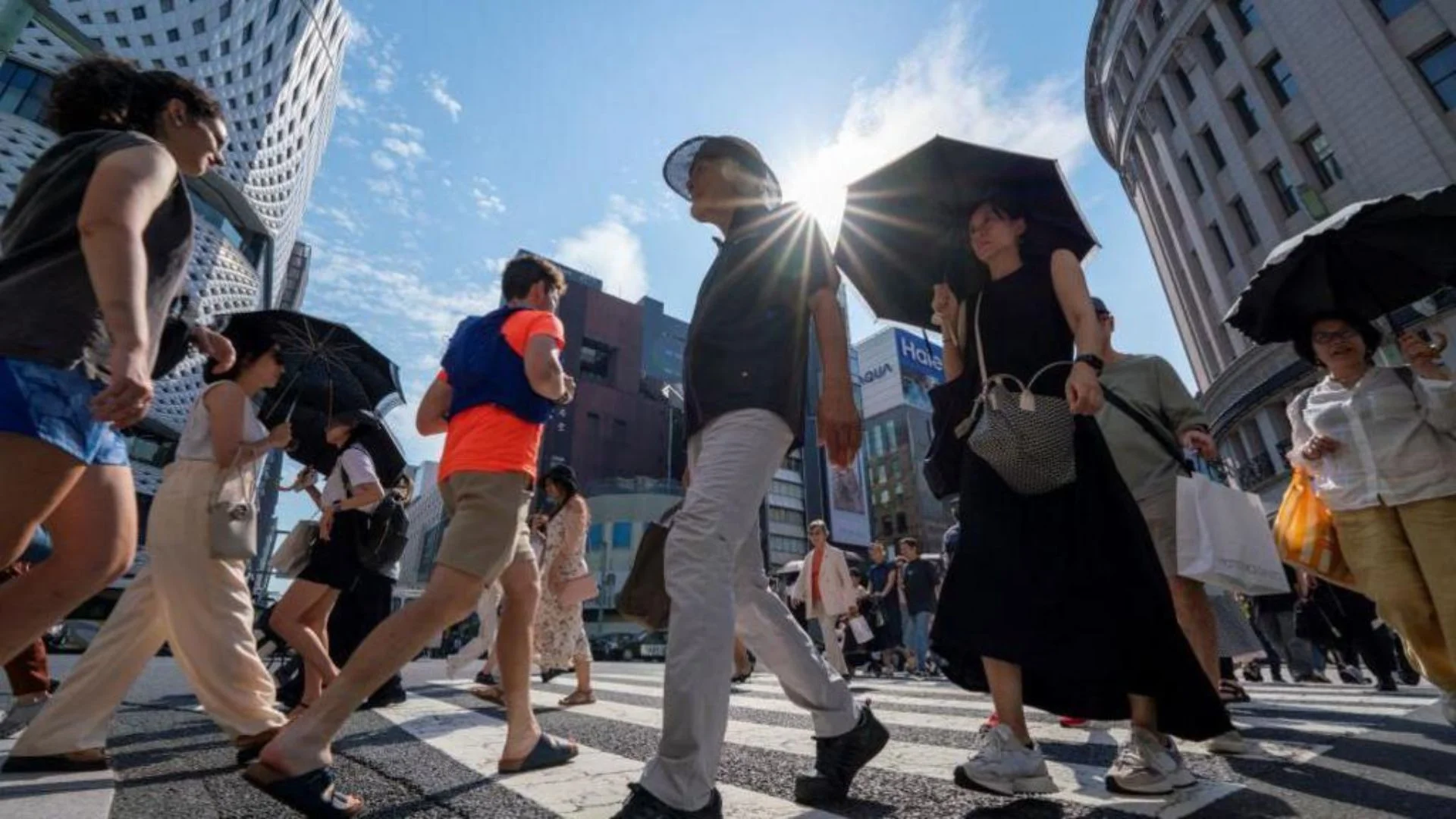 Japan Heat Shatter Records Hottest October Since 1898, Expected To Stay High In November