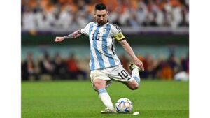 Robot Footballer To Rival Messi? Scientists Create Machine To Outshine Ballon d’Or Legend