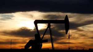 Oil Prices Climb Amid Ukraine-Russia Missile Exchange, OPEC+ Output Concerns