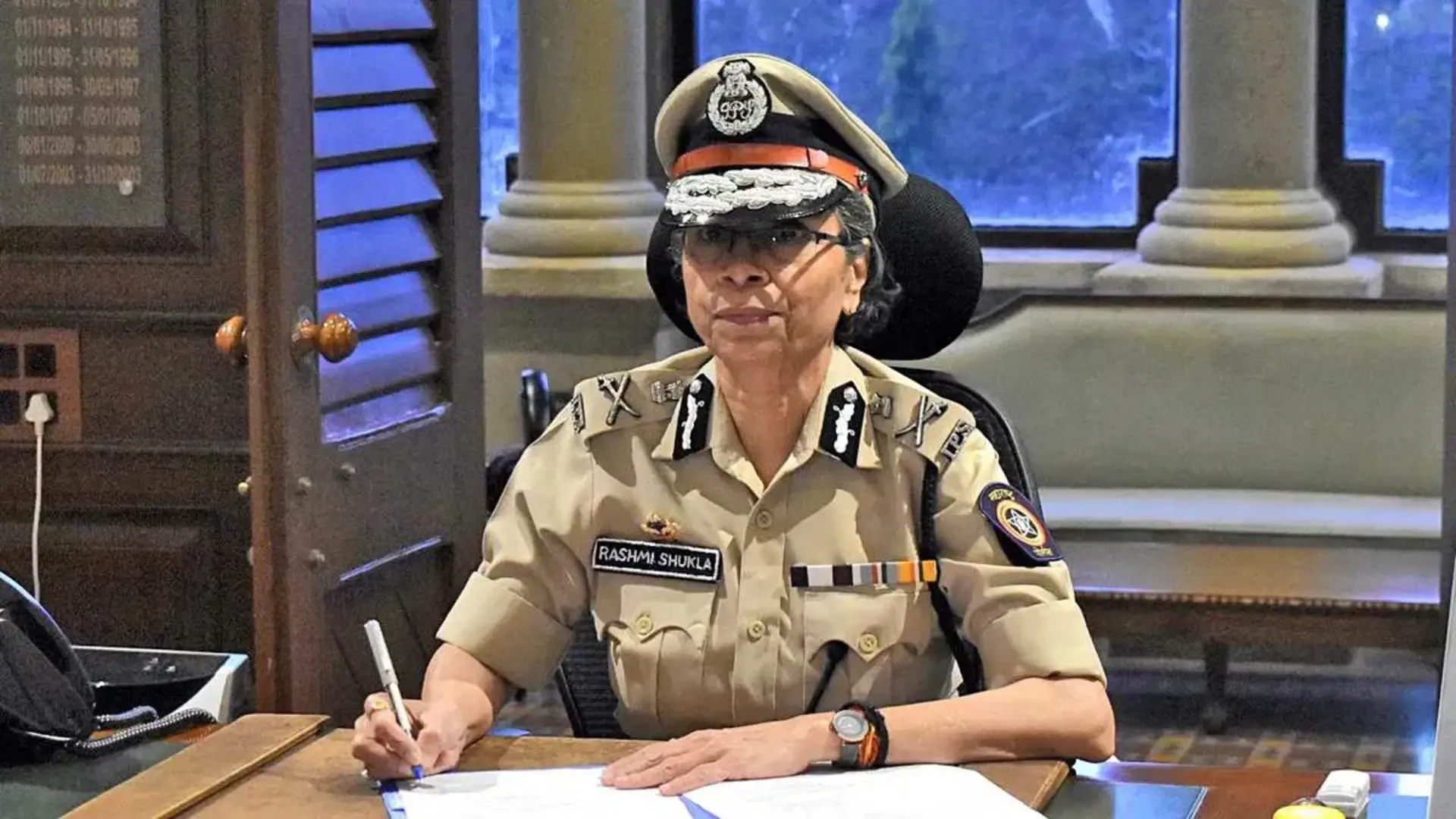 EC orders immediate transfer of Maha DGP Rashmi Shukla over Commission from political parties