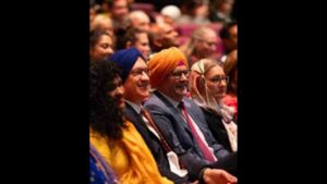 Australian PM Anthony Albanese Celebrates Bandi Chhor Divas at Glenwood Gurdwara