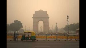 Delhi Air Pollution: AQI ‘Severe’ Again; Thick Smog Reduces Visibility, Possible School Closures Loom