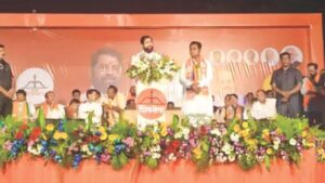 MAHARSHTRA CM ACCUSES MVA OF COPY-PASTING MAHAYUTI’S MANIFESTO