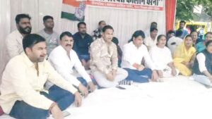 Congress councillors protest alleged discrimination in tendering process