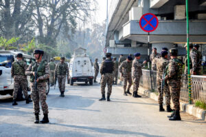 Srinagar shaken as grenade lobbed at CRPF bunker