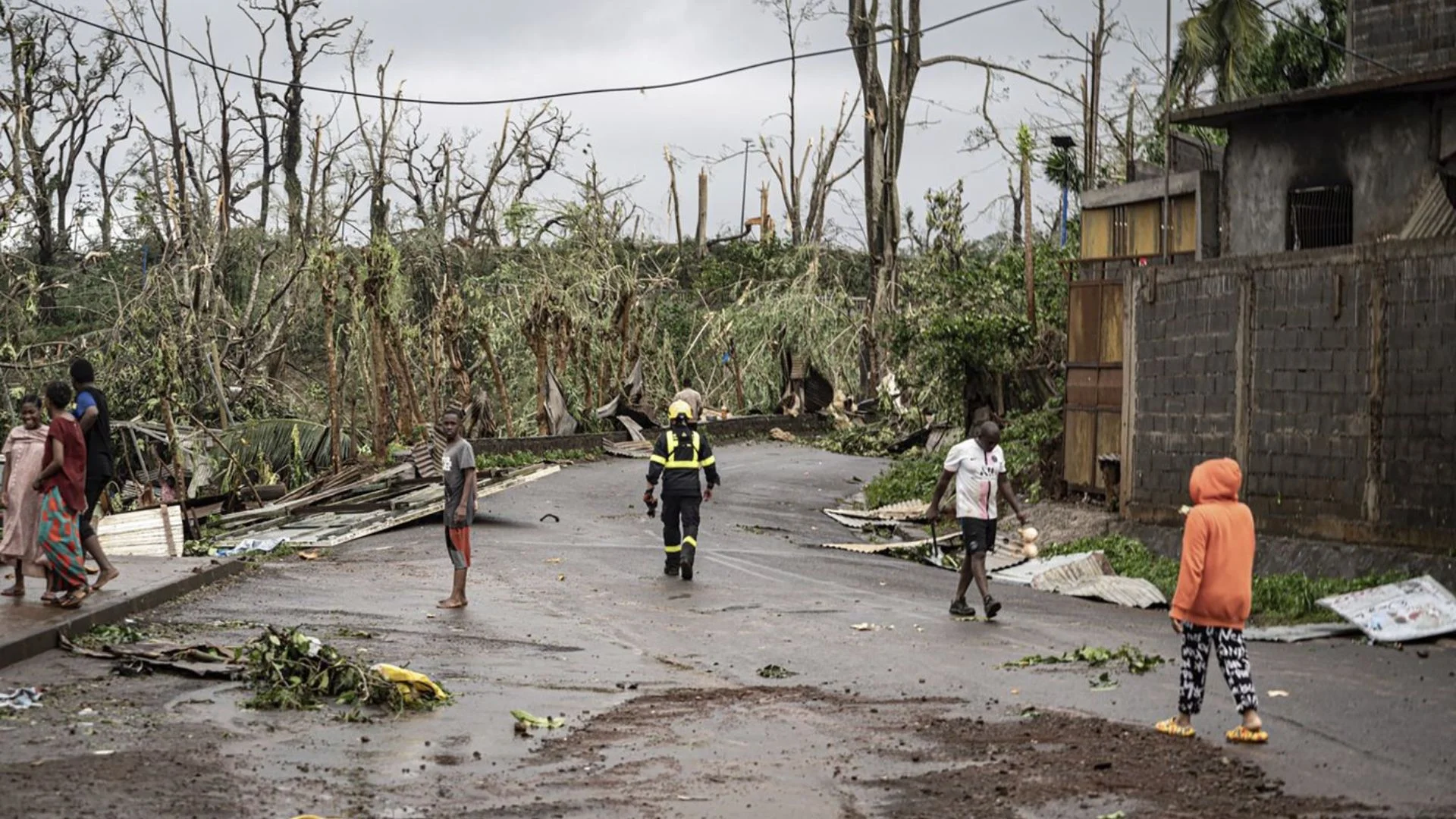 Cyclone Chido Leaves France And Southern Africa In Ruins: Thousands Missing, Chaos Unfolds