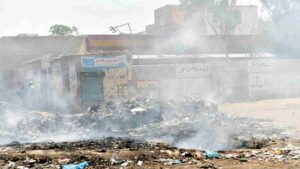 Pakistan Faces Worsening Health Crisis: Dust Pollution Triggers Respiratory Illnesses