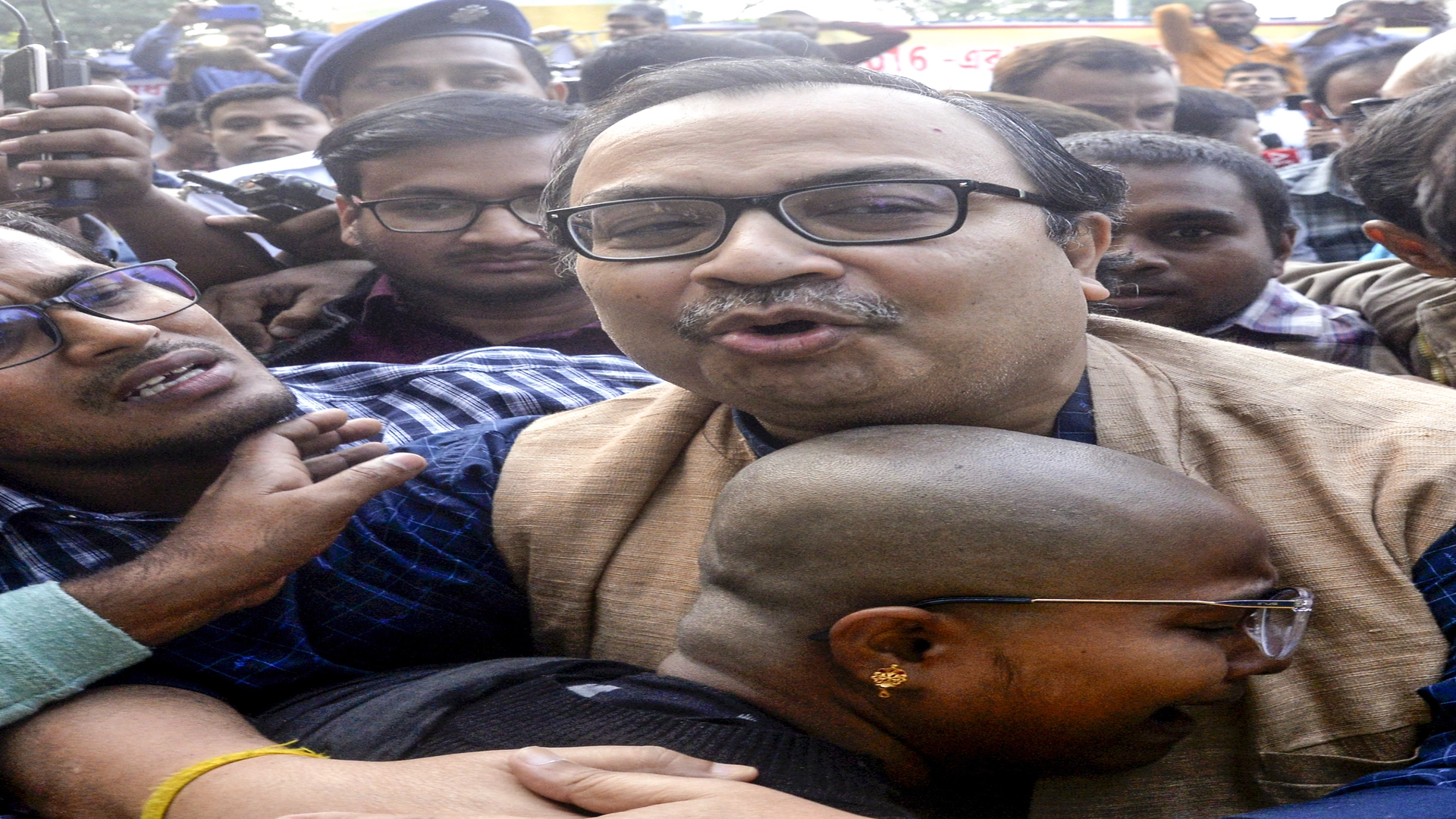 Trinamool Leader Kunal Gosh Joins Protest Against Minority Violence in Bangladesh