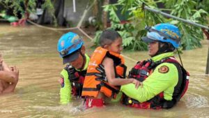 Thailand, Malaysia Struck With The Worst Flood In Decades, 12 Confirmed Dead