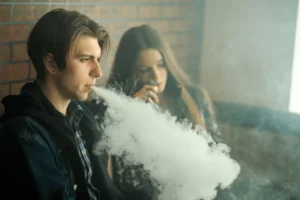 Breaking the Vape Habit: Challenges Young Adults Face