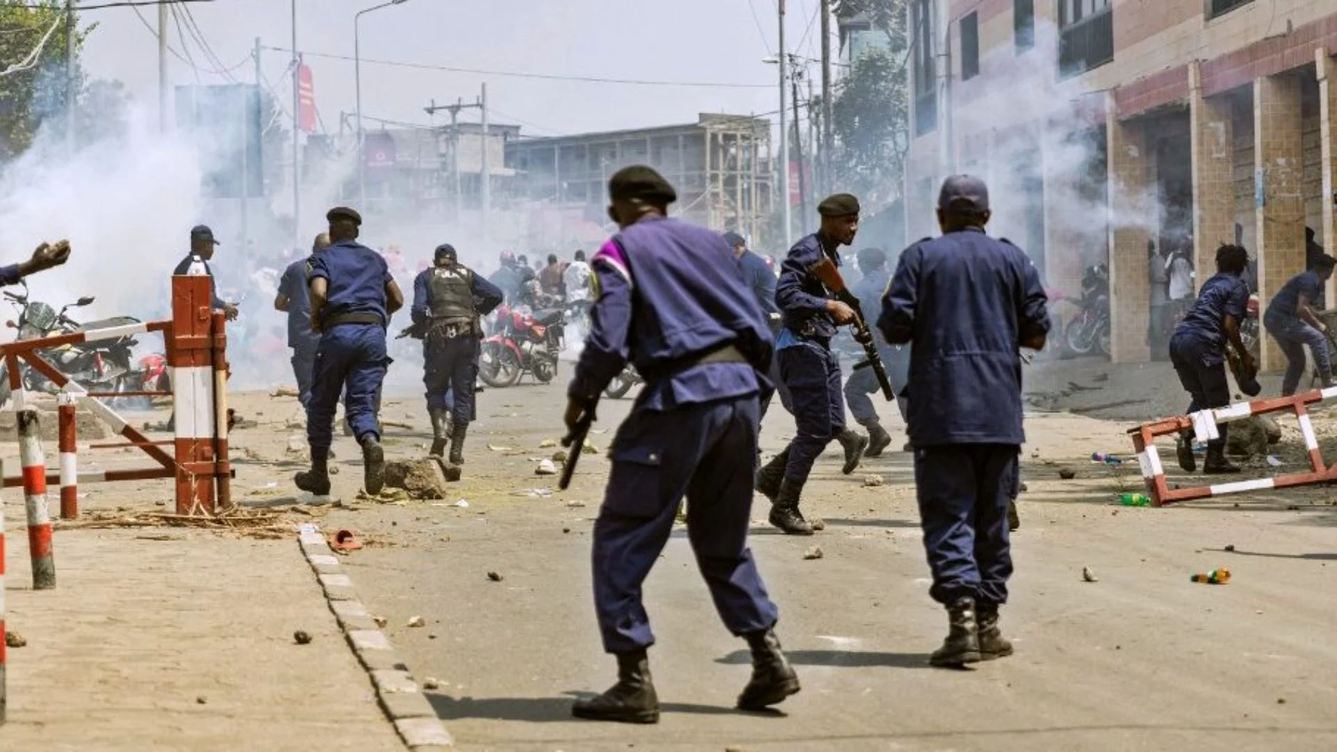 DRC M23 Rebels Seize Goma Airport Amid Escalating Violence, Cutting Off Aid Access