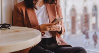 Chinese Woman Sells Sons to Fund Livestream Tips, Shopping