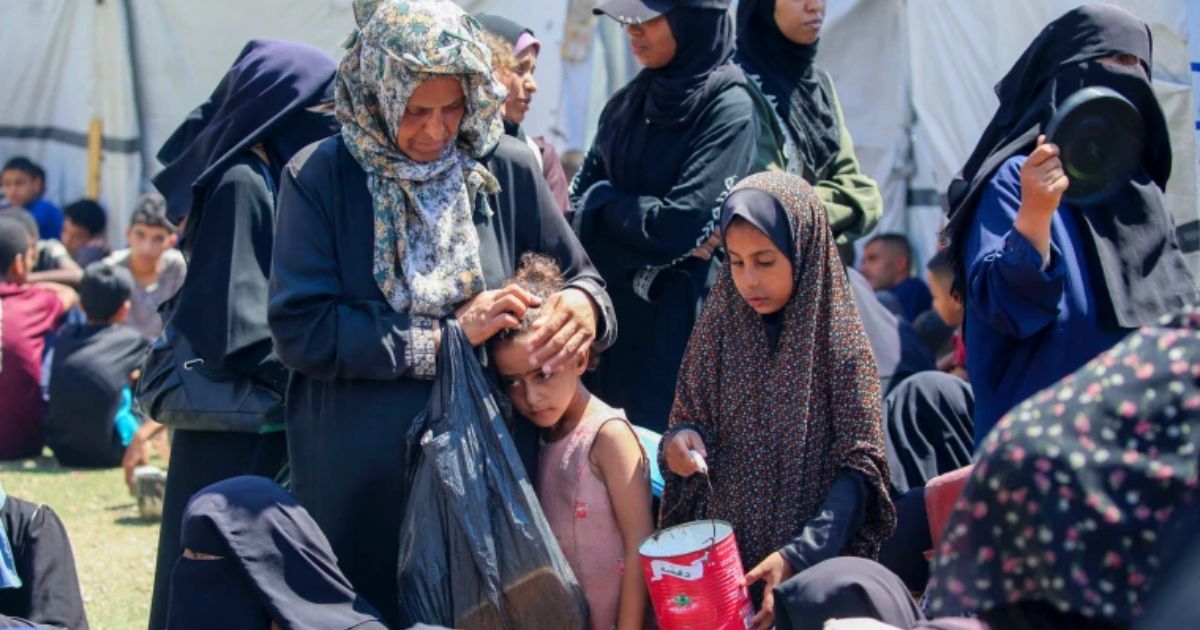 Food or Death? 32 Palestinians Killed as Israeli Troops Fire Near Gaza Aid Hubs