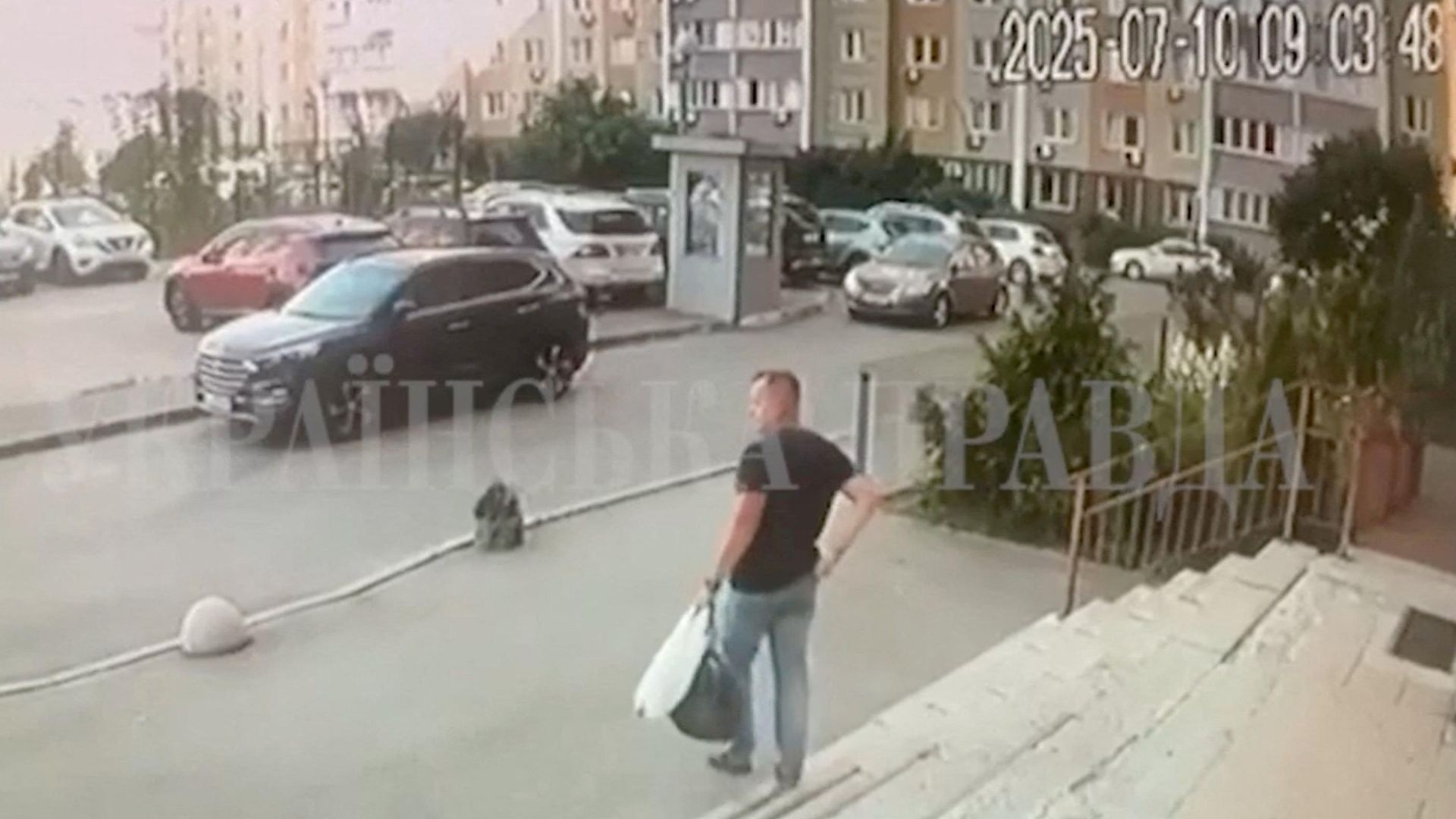 Gunman kills top Ukrainian intelligence officer in Kyiv, Probe Underway