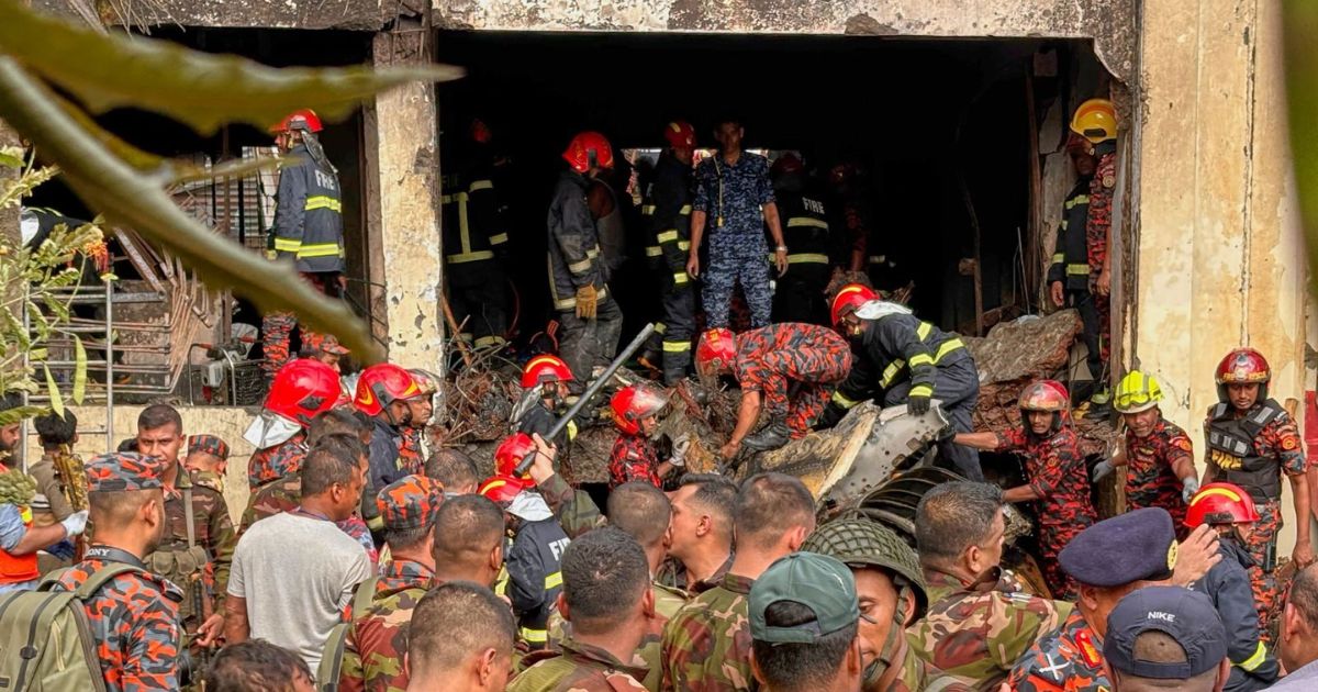 ‘Irreparable Loss’: Muhammad Yunus Mourns After 19 Killed in Dhaka Jet Crash