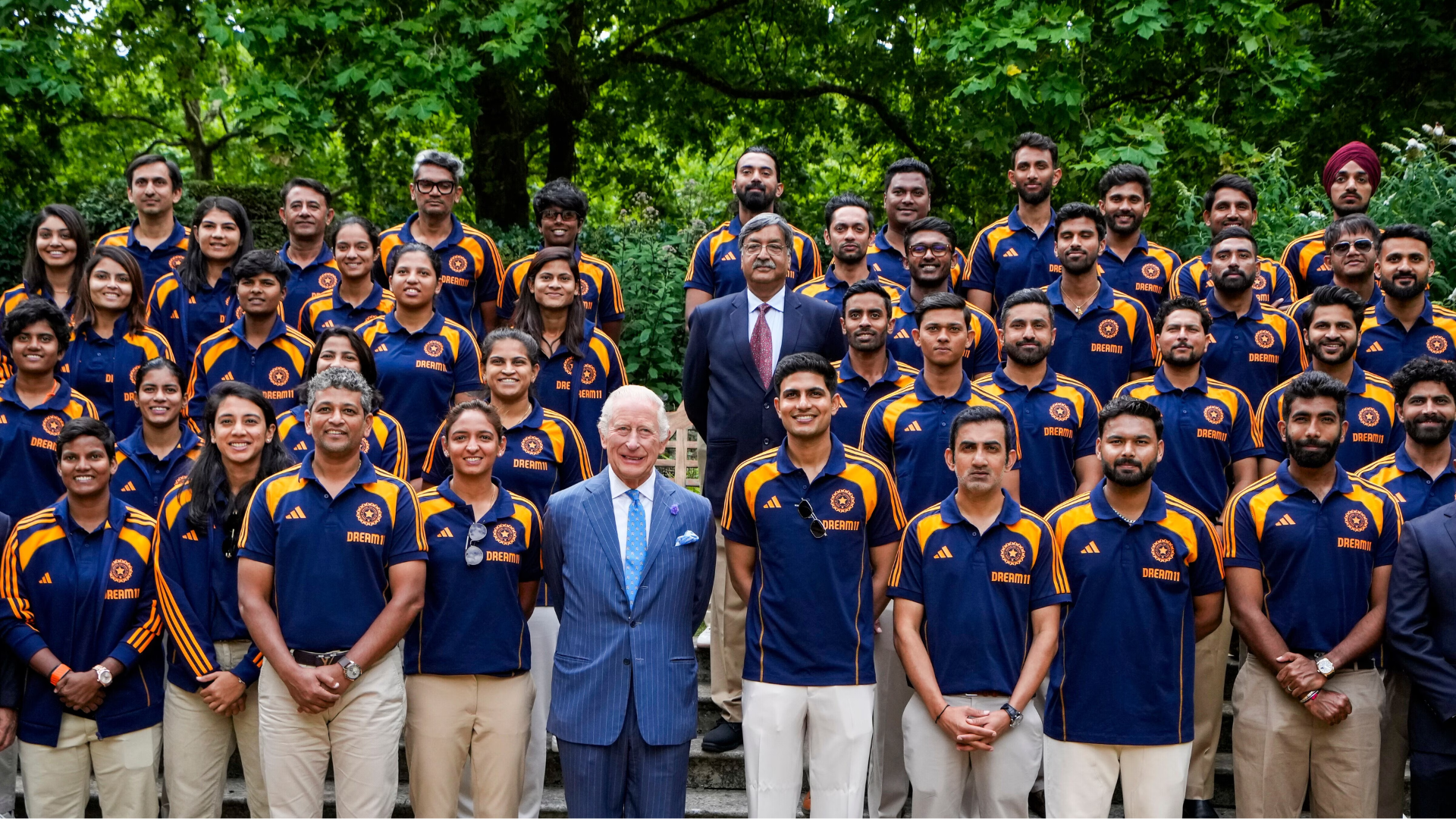 King Charles Calls Siraj’s Dismissal in Lord’s Test ‘Unfortunate’ During Meet With Indian Team