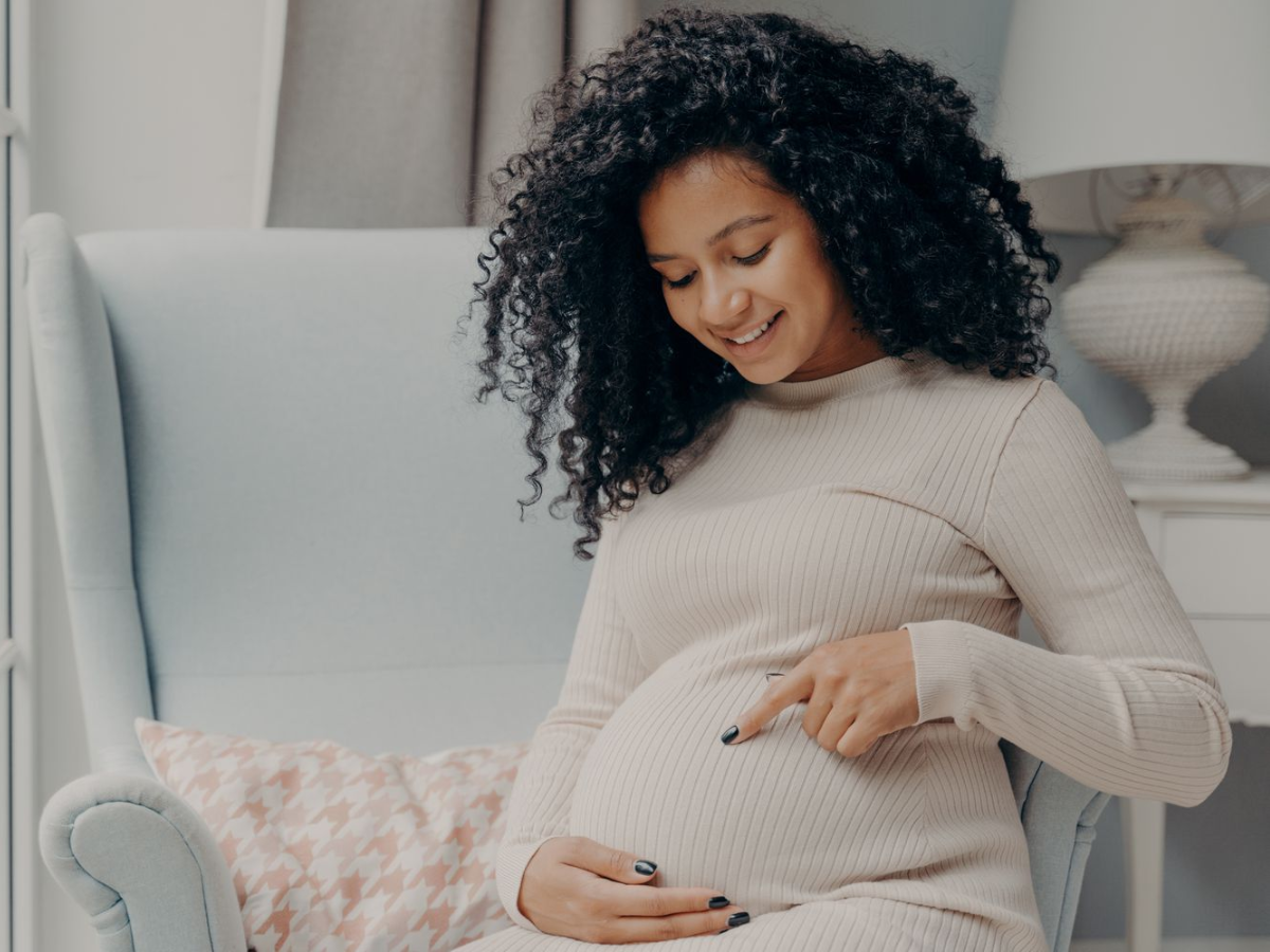 A quick guide to manage pregnancy related emotions and mood swings