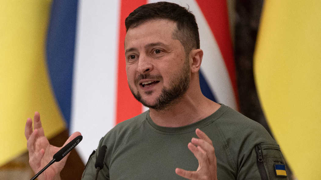 Zelenskyy Rejects Russian Ceasefire Proposal, Warns of Future War Risk
