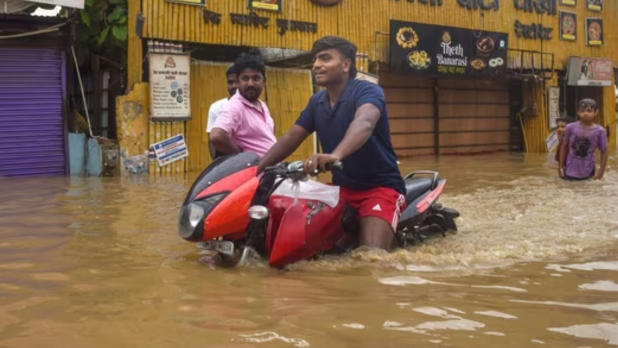 Ganga Crosses Danger Mark in Varanasi, Submerges 84 Ghats and Displaces Thousands