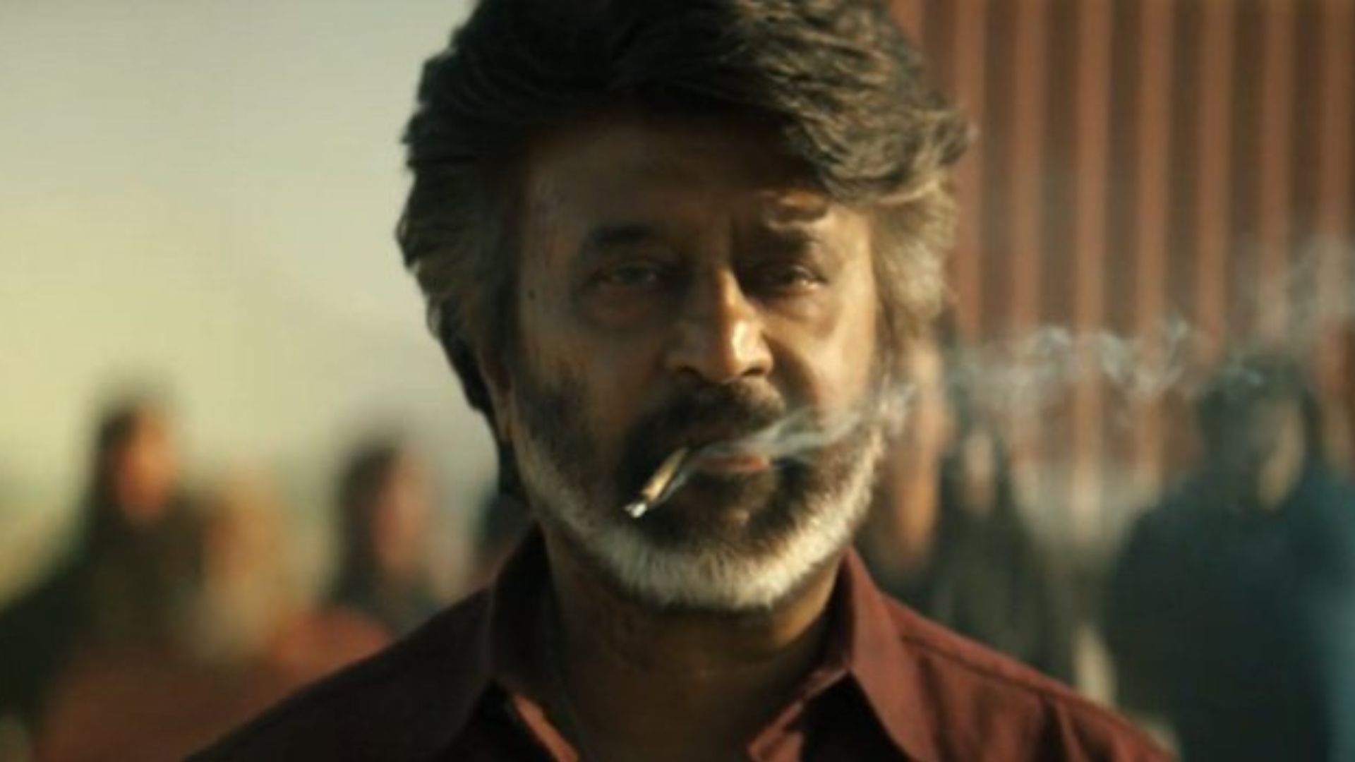 Record Opening: Coolie Rules Theatres and Even an Algae-Covered Wall