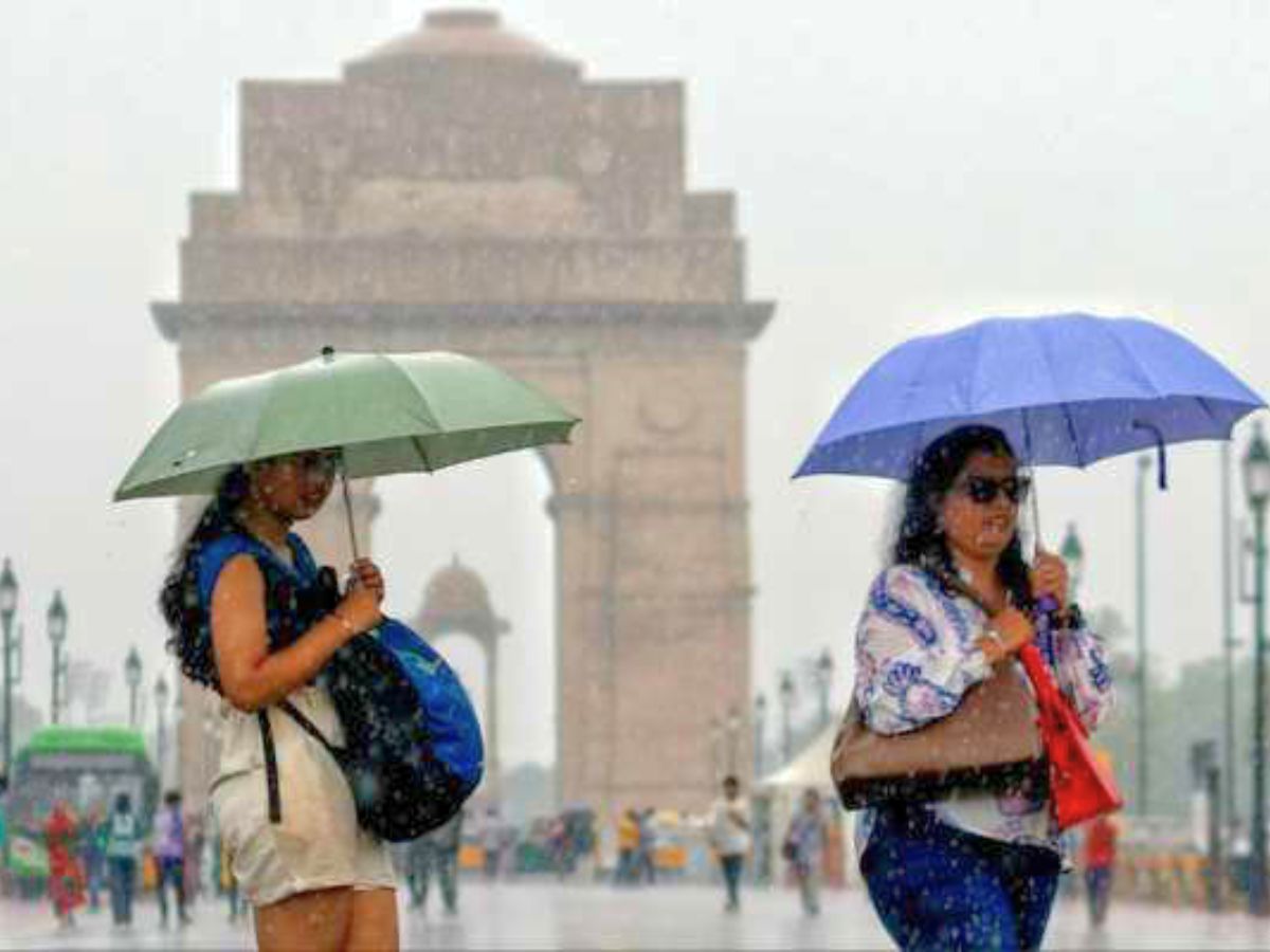 Delhi-NCR Lashed by Heavy Rain & Dust Storm, IMD Forecasts More Showers