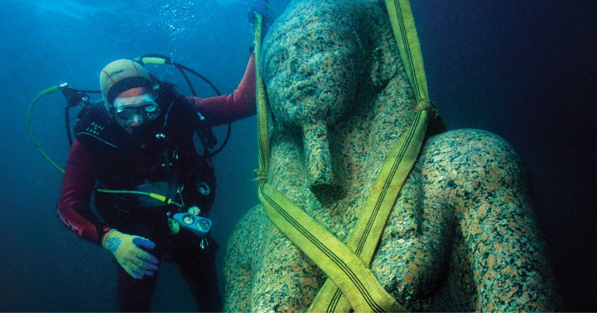 Secrets Of A Lost Egyptian City Rise Again After 2,000 From The Depths Of The Sea