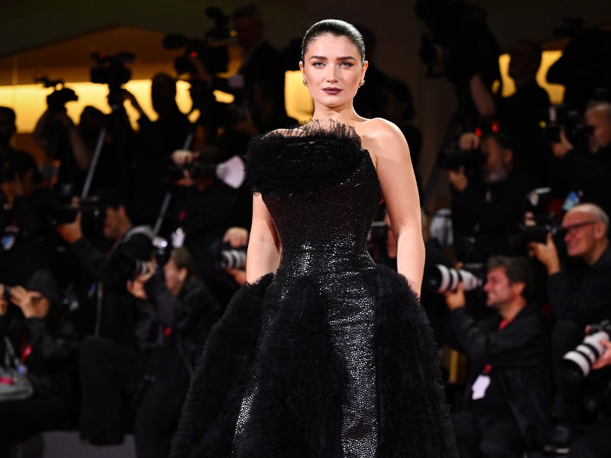 Eve Hewson with mother Ali Hewson at Jay Kelly premiere. - Photo Gallery