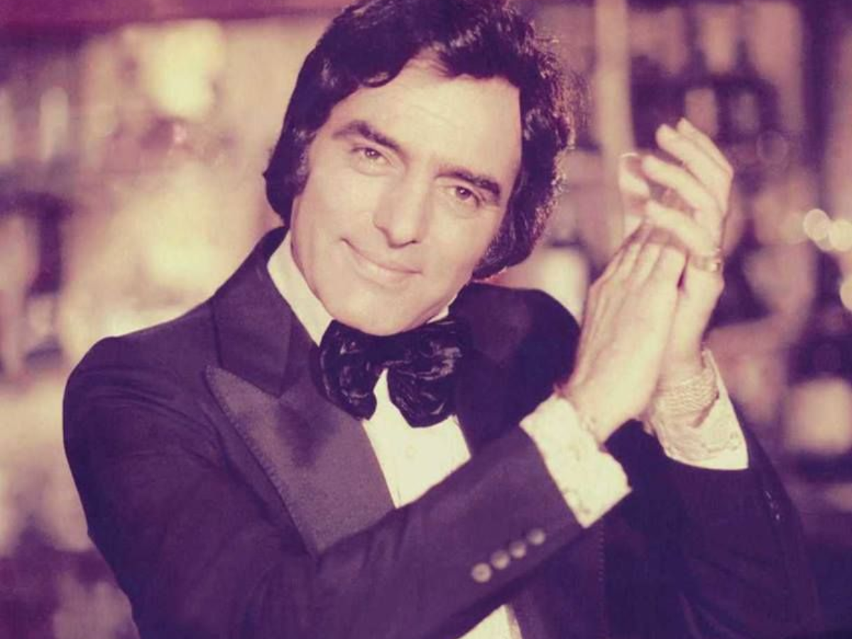 Feroz Khan, Bollywood’s original cowboy. - Photo Gallery