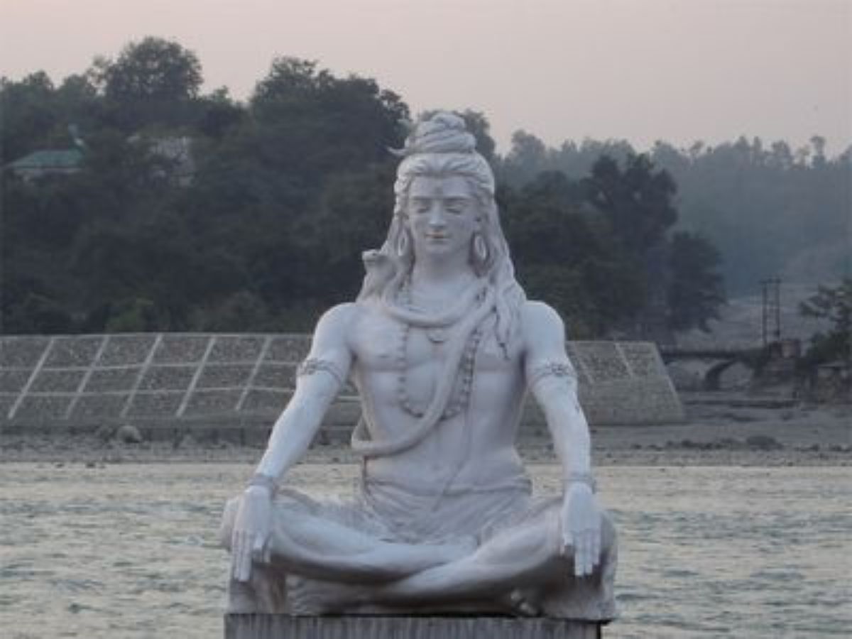Uttarkashi Cloudburst: Ganga Rises to Touch Shiva Idol in Rishikesh | Watch