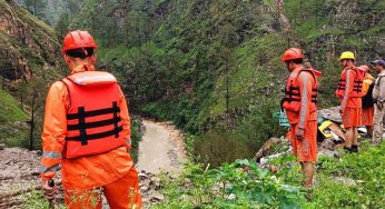 Man Cheats Death, Crawls Out From Landslide Rubble After Uttarkashi Cloudburst | Watch