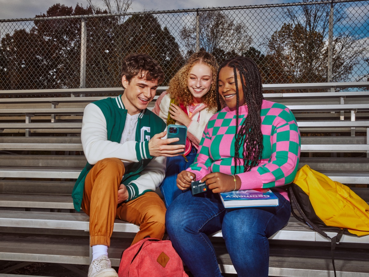 MixCollage03Aug20250539PM7035