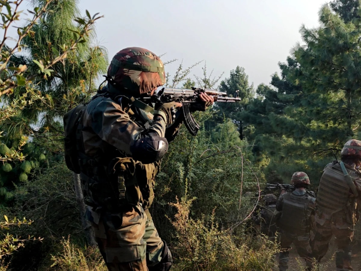 Pak Violates Ceasefire in Poonch, Opens Unprovoked Fire; Indian Army Retaliates Swiftly
