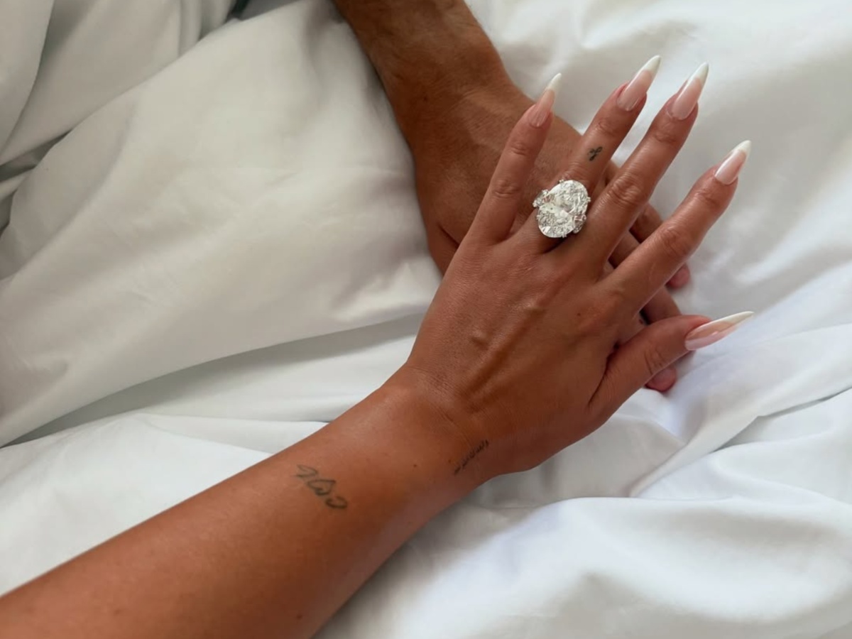 Another Celebrity Wedding After Bezos? Guess Which Famous Footballer Is Engaged!