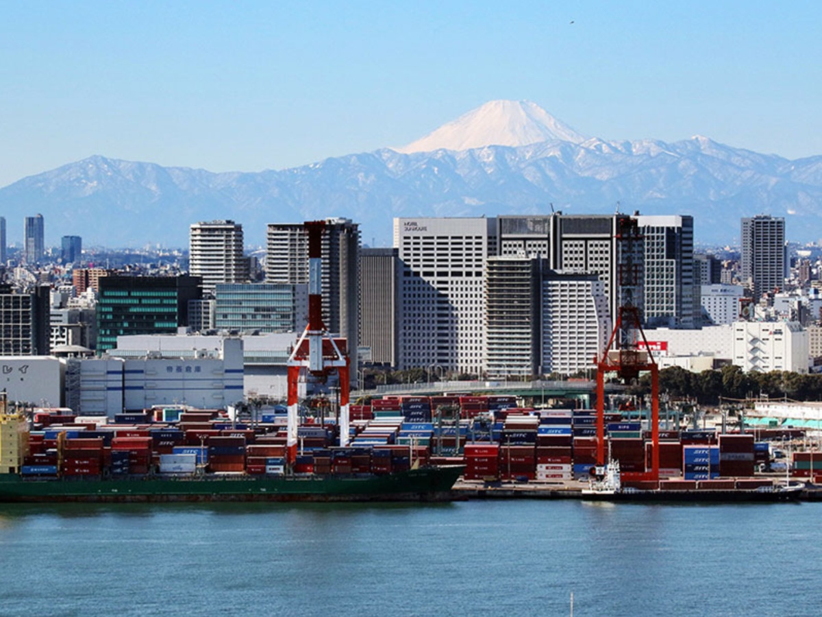 Japan Exports Drop 2.6% in July as US Tariffs Bite, Economy Faces Pressure