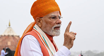 PM Modi in Bodh Gaya: Slams RJD-Congress, Unveils Demography Mission & ₹13,000 Cr Projects