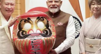 A Gift of Resilience: PM Modi Receives Daruma Doll at Shorinzan Temple in Japan | Watch