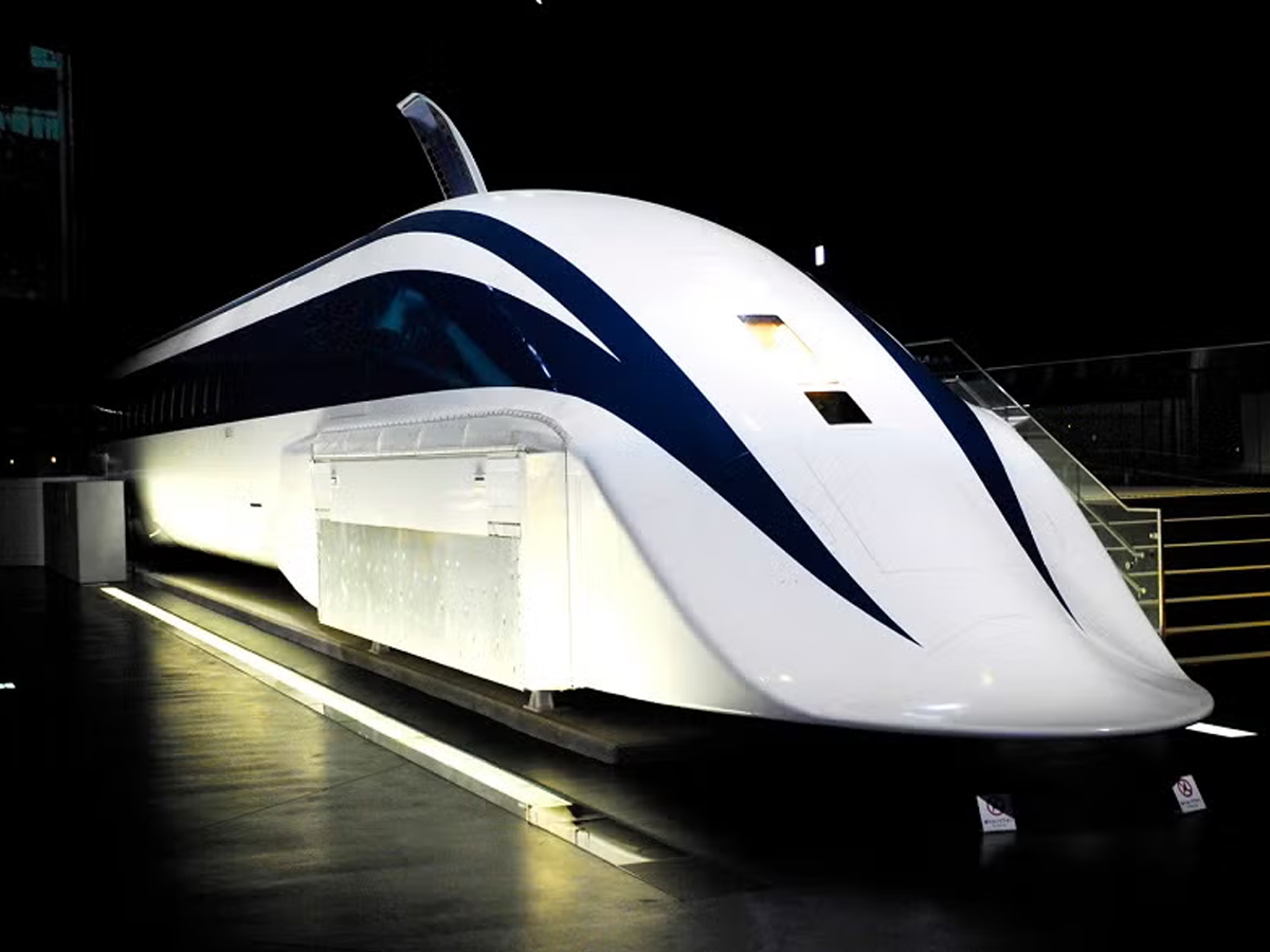 Untold Story of Shinkansen: Speed, Safety & Secrets in Photos – Know All About Japan’s Bullet Train - Gallery Image