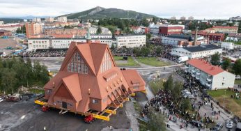 A 672-Tonne Church On The Move: Sweden Relocates An Entire Town | WATCH
