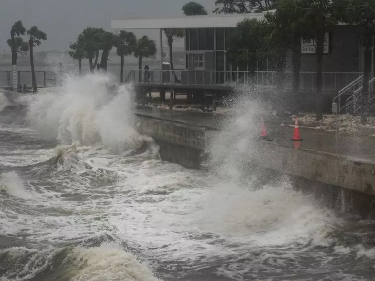UK Braces for Storm Floris: Strong Winds Up to 85mph & Flood Risks Ahead