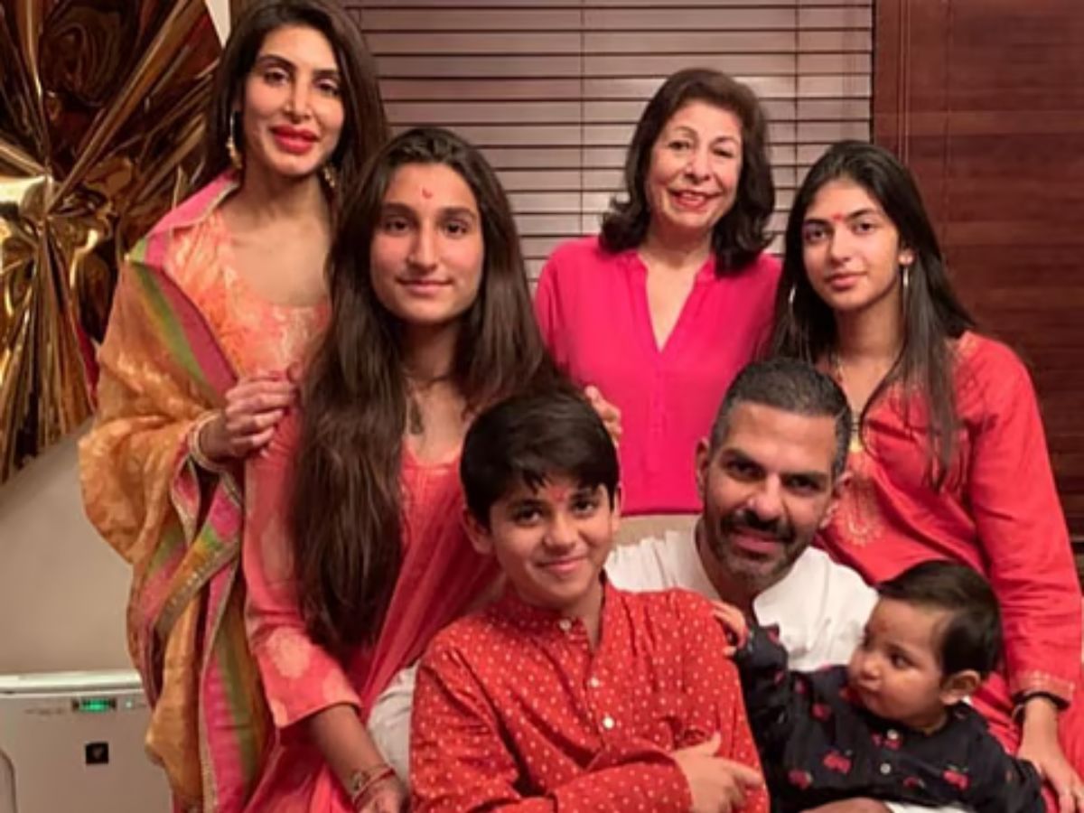 Sunjay Kapur Death: Mother Rani Kapur Alleges Foul Play, Seeks UK Probe Amid ₹30,000-Cr Sona Comstar Feud