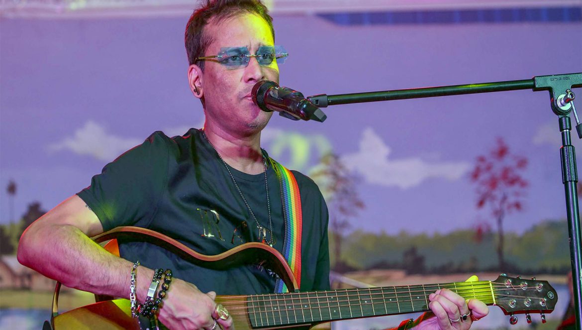 Zubeen Garg passes away: Assam CM Himanta Biswa Sarma, Rahul Gandhi, Kiren Rijiju and other political leaders offer heartfelt tributes