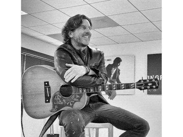 "Jesus, Take the Wheel" songwriter Brett James dies in North Carolina plane crash