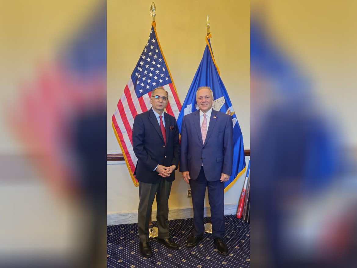 Kwatra discuss India-US ties with Republican leader from Louisiana Steve Scalise