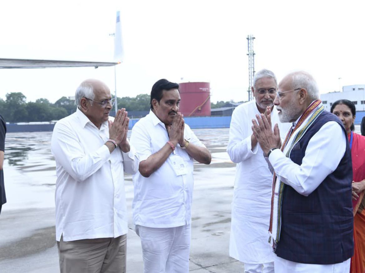PM Modi concludes one-day visit to Gujarat