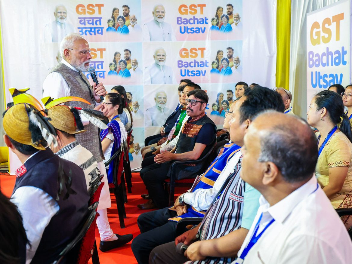 Arunachal: PM Modi calls on traders, merchants to "buy Swadeshi, sell Swadeshi"