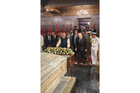 Defence Minister Rajnath Singh pays homage to late Kings of Morocco