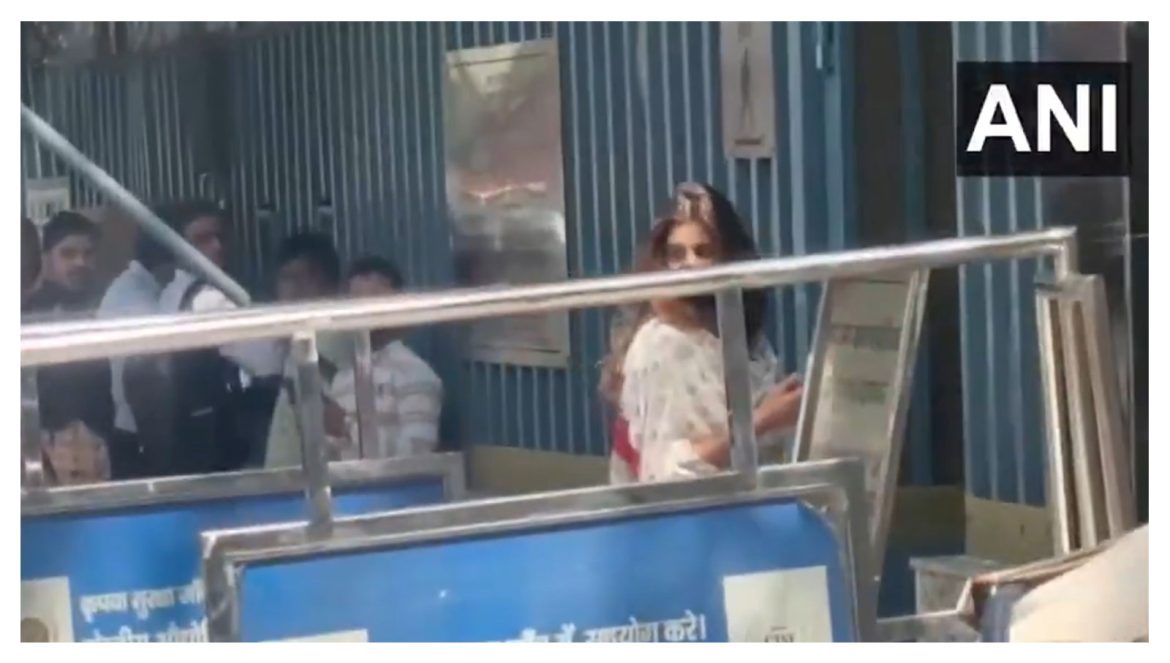 Actor-influencer Anveshi Jain arrives at ED office in alleged betting app case