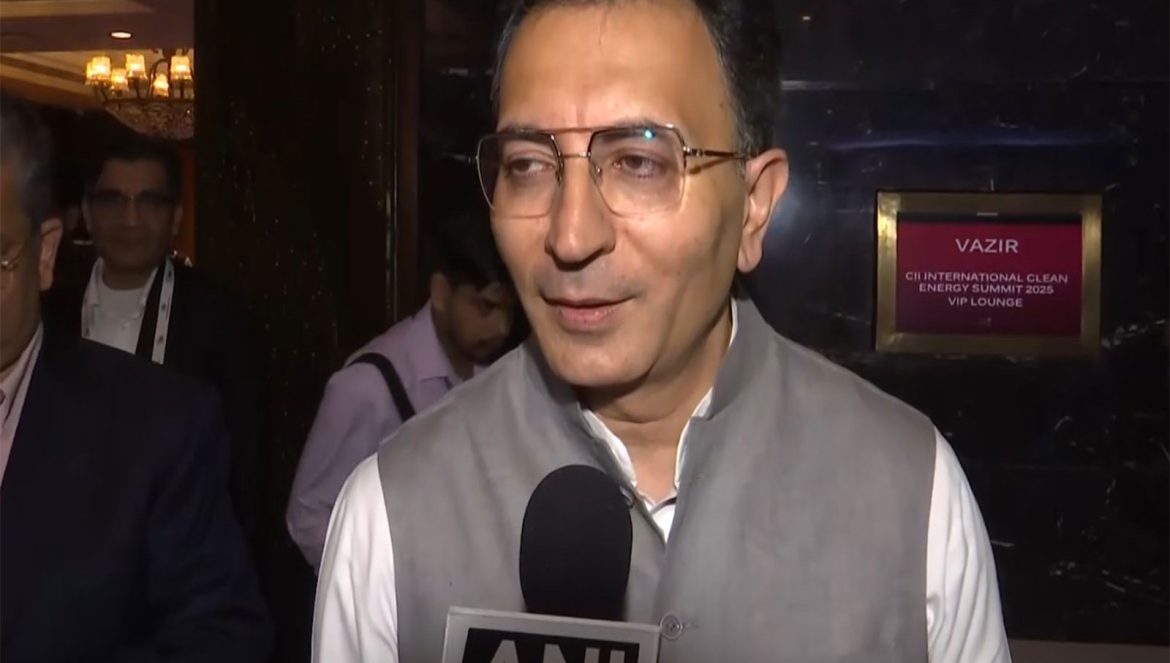 MoS Commerce Jitin Prasada highlights India's renewable energy commitment